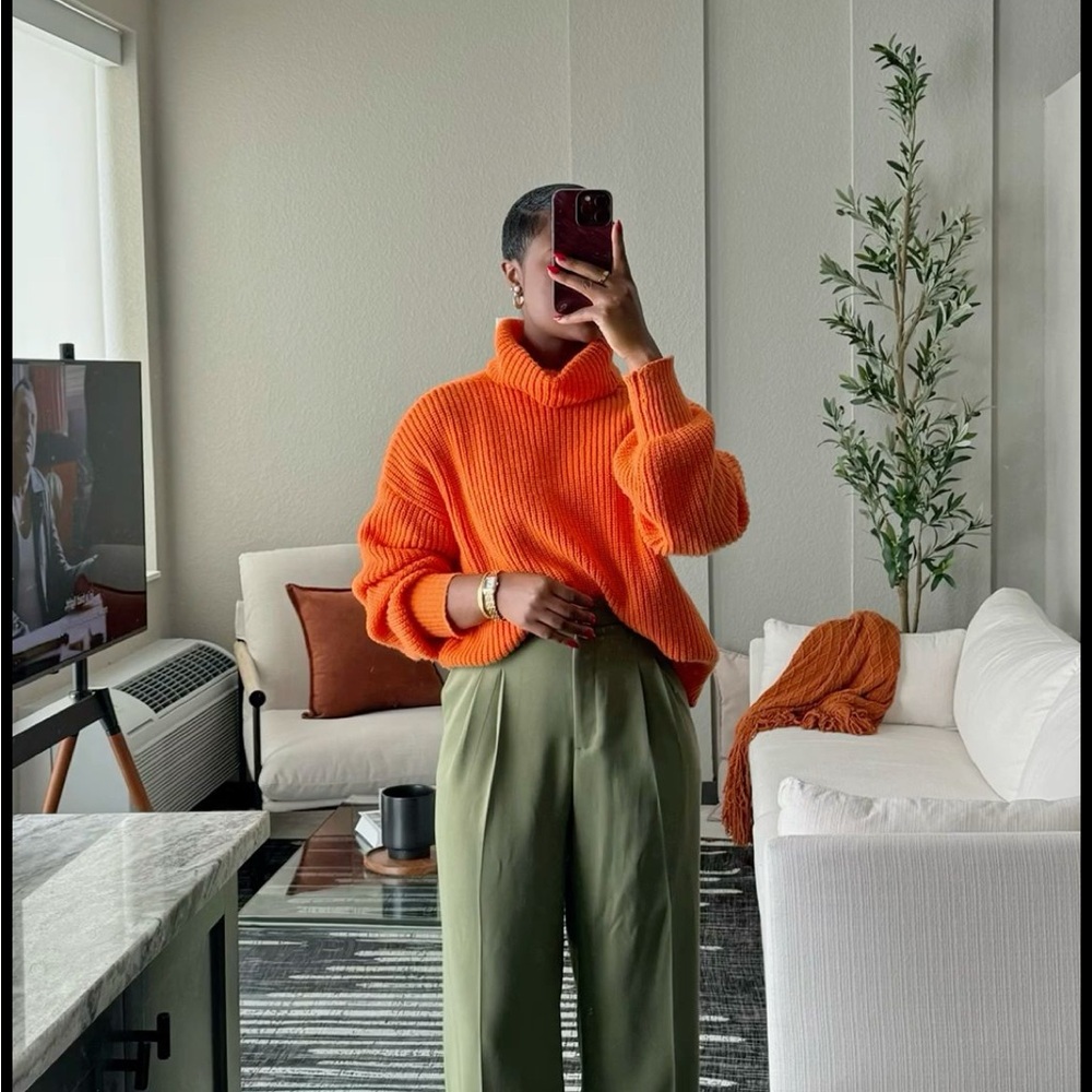 Zara Vibrant Orange V-Neck Sweater - M - Picture 6 of 9